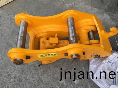 120機液(ye)壓式(shi)快(kuai)換接頭
