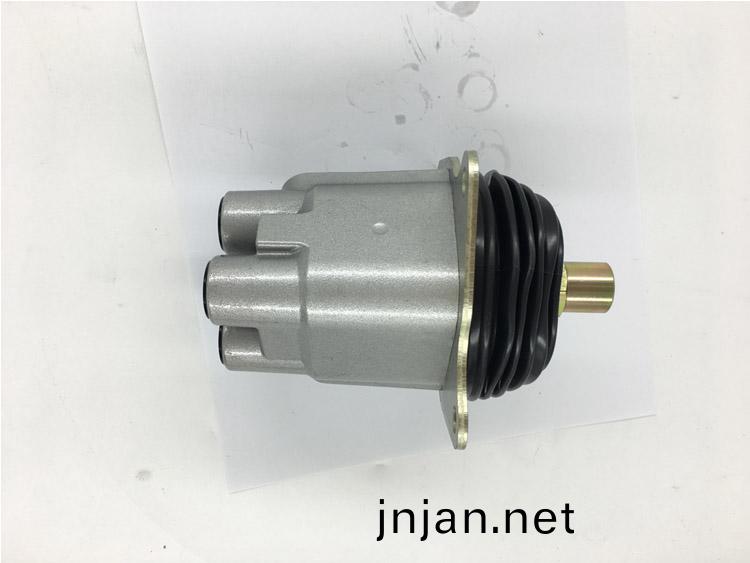 PC200-6撡作桿總(zong)成(cheng)