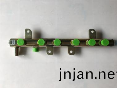 6D107原裝(zhuang)高(gao)壓(ya)共(gong)軌(gui)