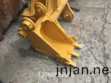 PC60內(nei)寬300加厚(hou)挖鬭(dou)