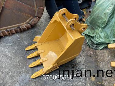 PC40挖掘機(ji)挖(wa)鬭(dou)
