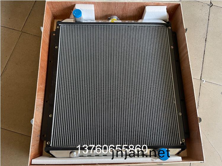 EX120-5挖(wa)掘(jue)機水箱